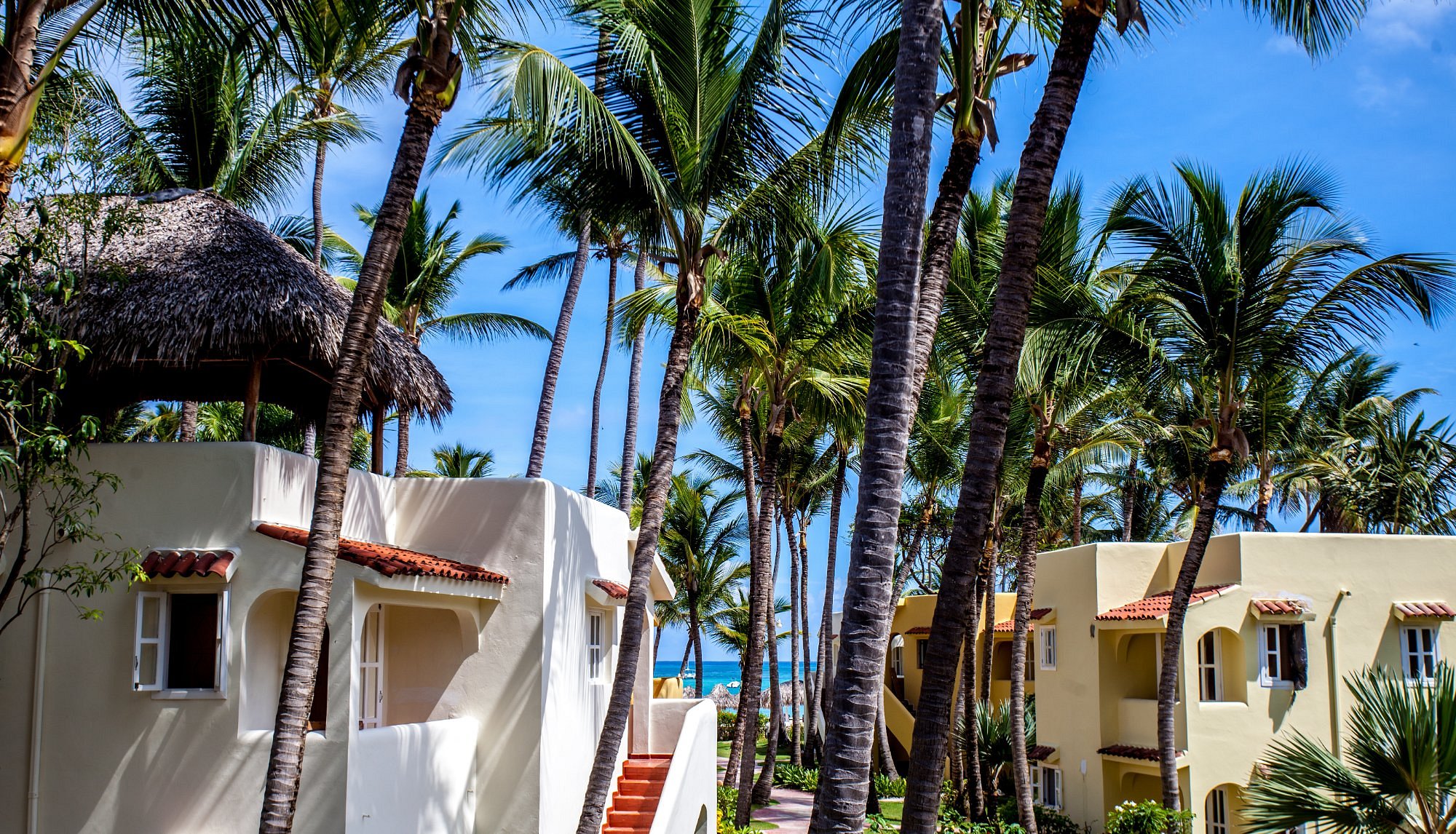 Los Corales Beach Village